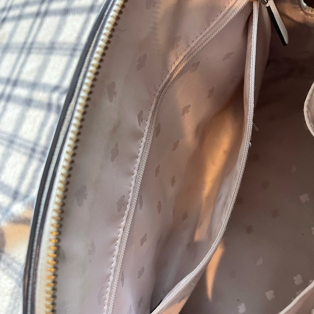 Kate Spade Purse - Picture 10 of 16
